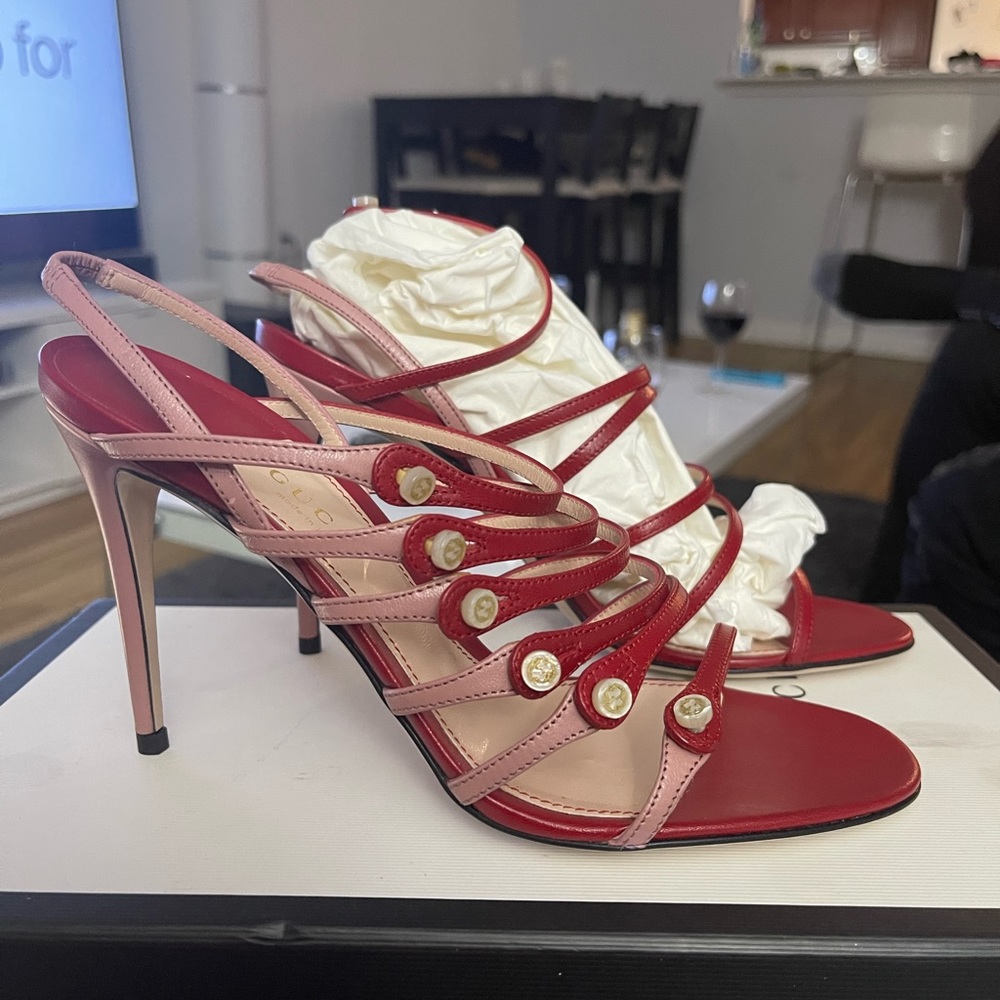 Gucci Sandals Brand Never Worn Fits Sz 7